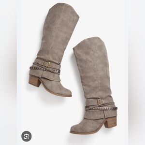 Maurices Carmen wide calf boots in gray size 9 ￼